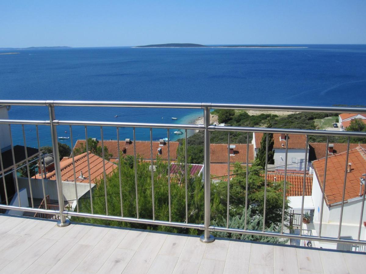 Appartamento Apartman Zaglav Martinšćica Esterno foto