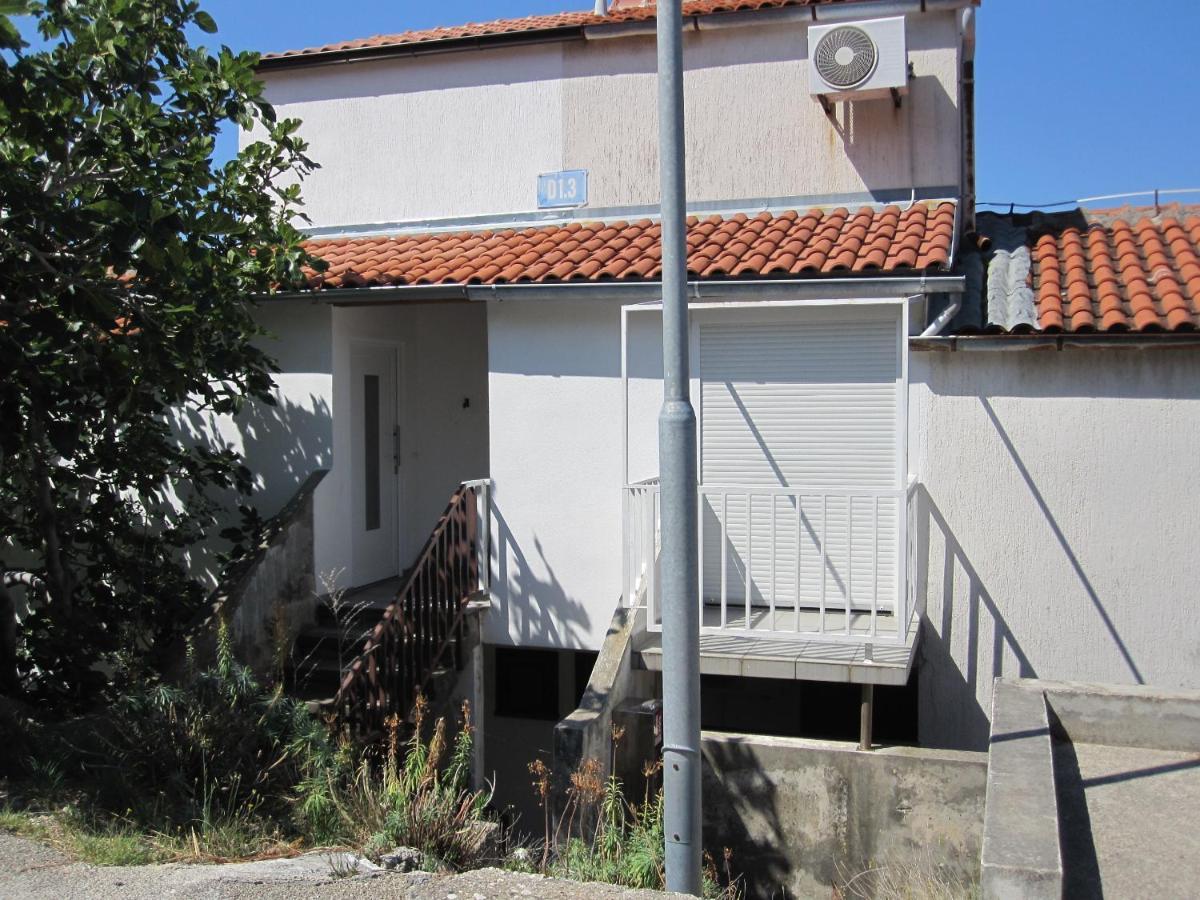 Appartamento Apartman Zaglav Martinšćica Esterno foto